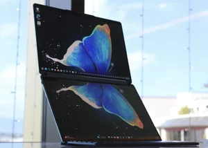 Lenovo ra mắt Yoga Book 9i có hai màn hình